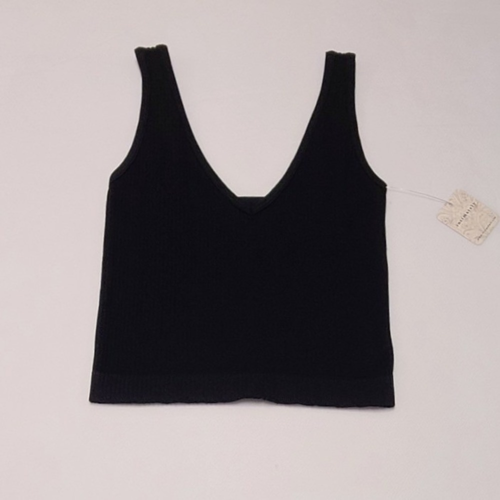 Free People Intimately Ali V-Neck Cami Black Ribbed Seamless Crop Top